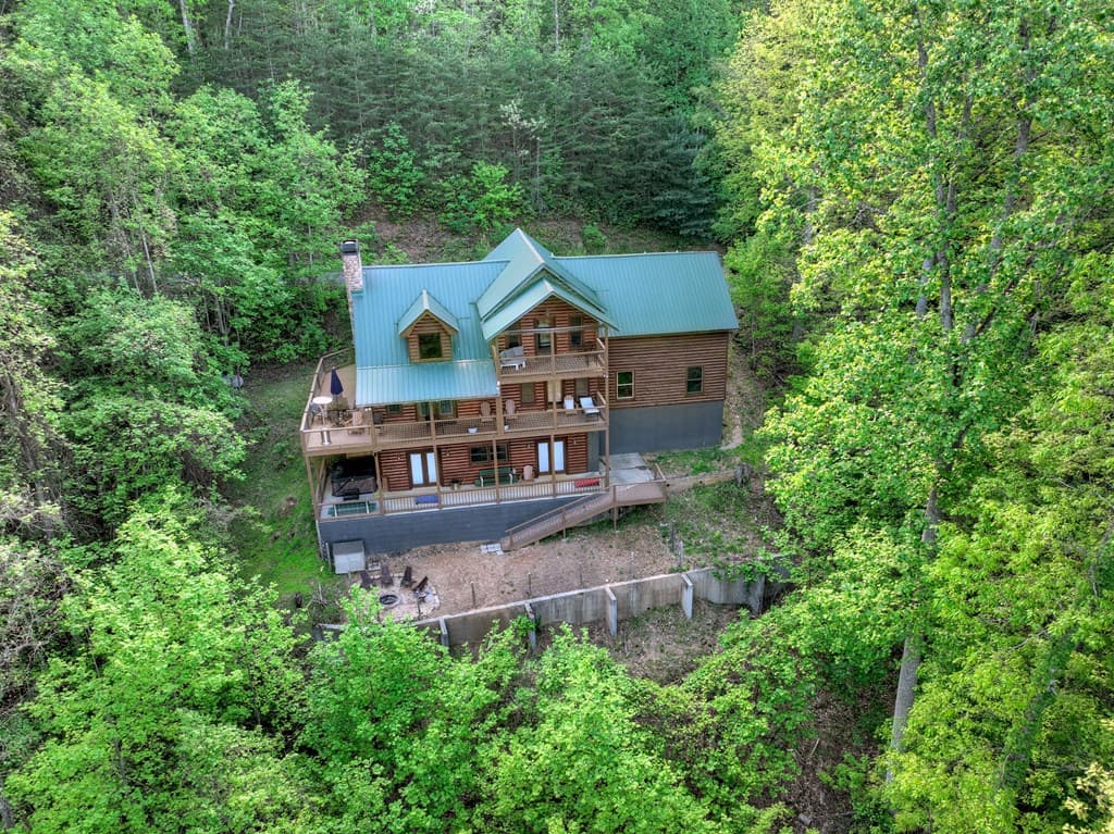 840 Deer Crest Road, Blue Ridge GA 30513 - Photo