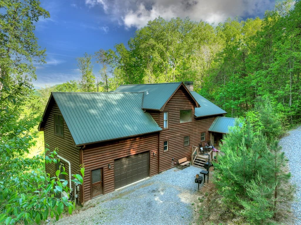 840 Deer Crest Road, Blue Ridge GA 30513 - Photo