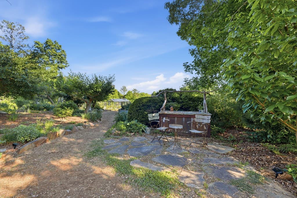 1823 Shoal Creek Road, Clarkesville GA 30523 - Photo