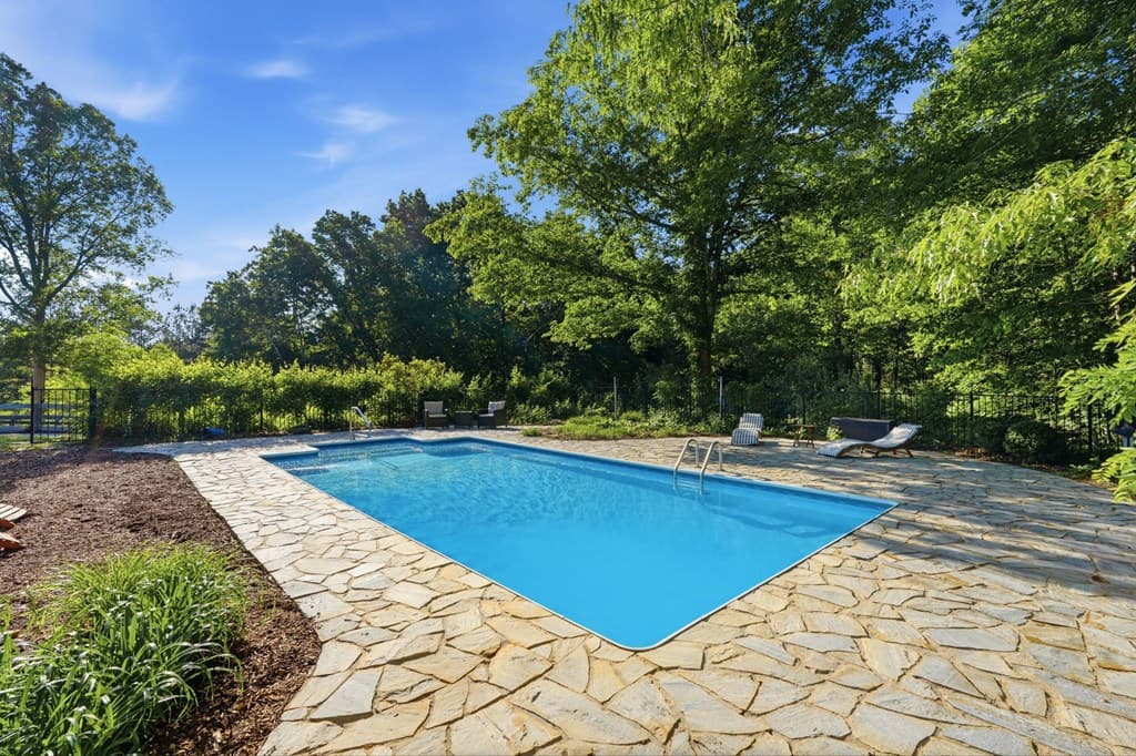 1823 Shoal Creek Road, Clarkesville GA 30523 - Photo