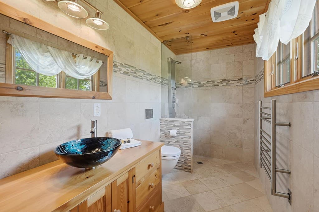 1823 Shoal Creek Road, Clarkesville GA 30523 - Photo