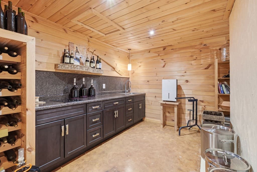 1823 Shoal Creek Road, Clarkesville GA 30523 - Photo