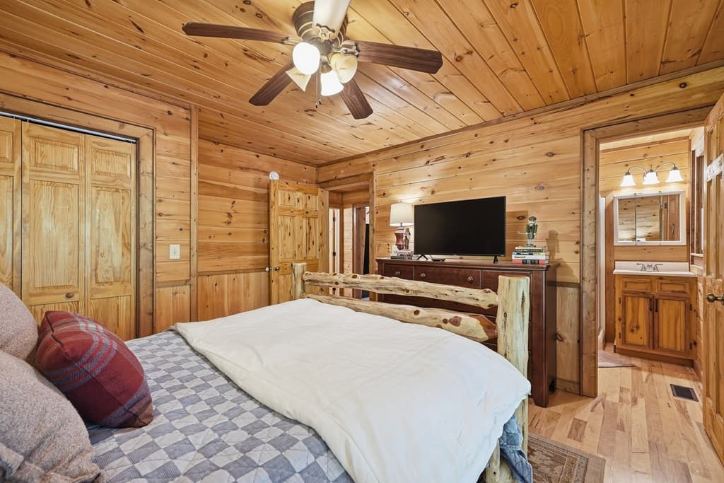 284 The Woods Road, Mineral Bluff GA 30559 - Photo