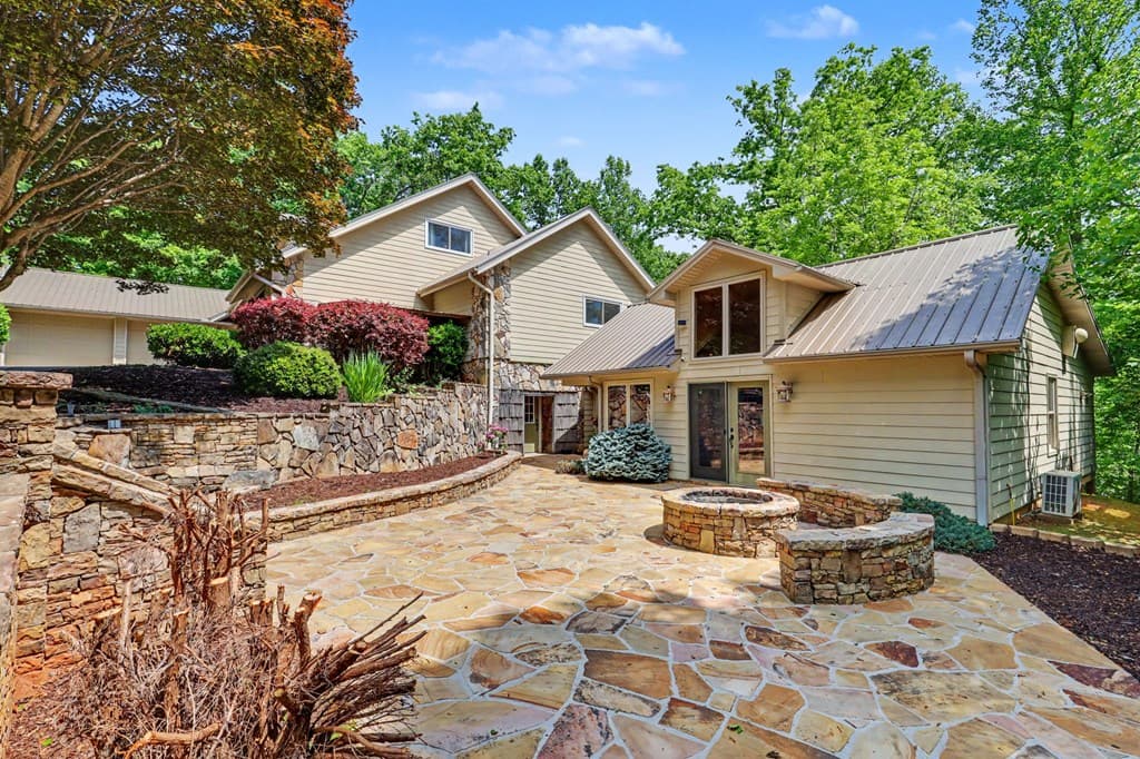 792 Bugscuffle Road, Hiawassee GA 30546 - Photo