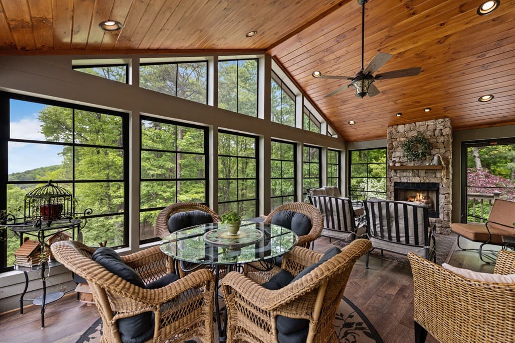 10620 Highway 52, Chatsworth GA 30705 - Photo