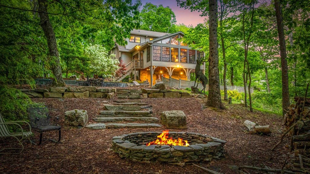 10620 Highway 52, Chatsworth GA 30705 - Photo