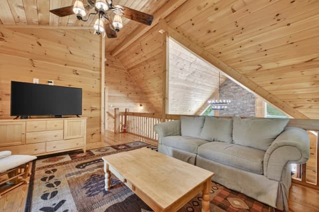 565 Catawba Circle, Ellijay GA 30540 - Photo