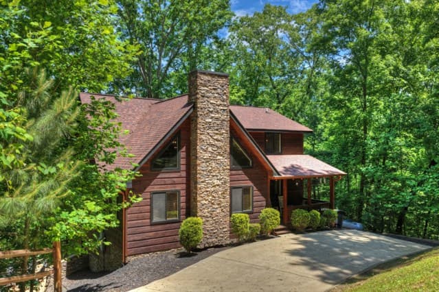 565 Catawba Circle, Ellijay GA 30540 - Photo