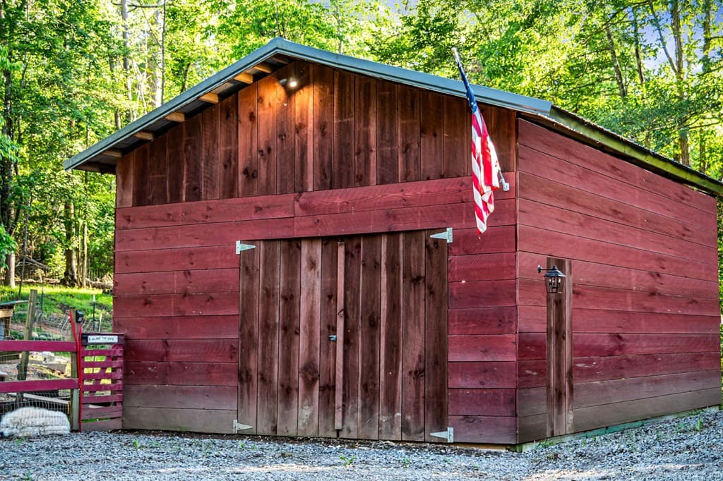 390 Sunny Brook Road, Blue Ridge GA 30513 - Photo