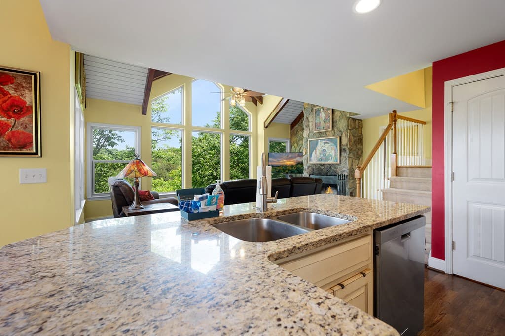 561 Summit Lane, Ellijay GA 30540 - Photo