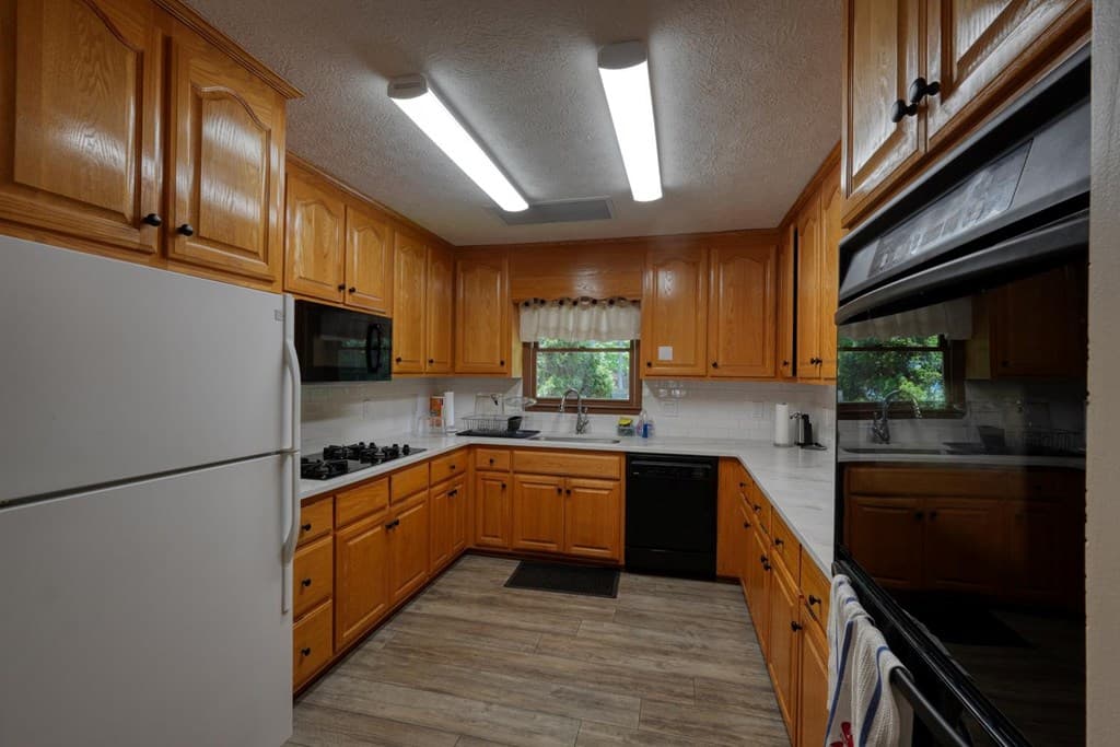 331 Rocky Circle, Blairsville GA 30512 - Photo