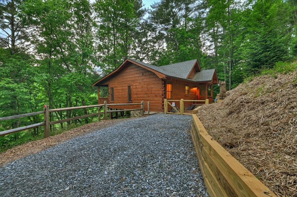 120 Christopher Drive, Ellijay GA 30540 - Photo