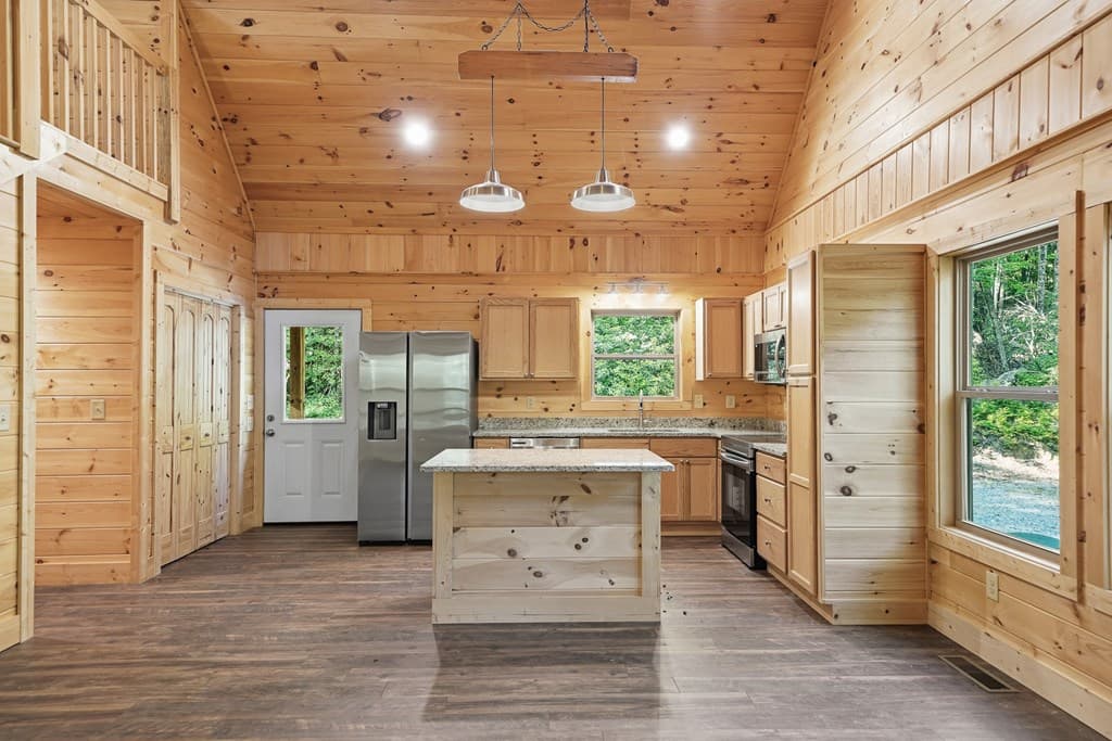 5860 Old Bucktown Road, Ellijay GA 30536 - Photo