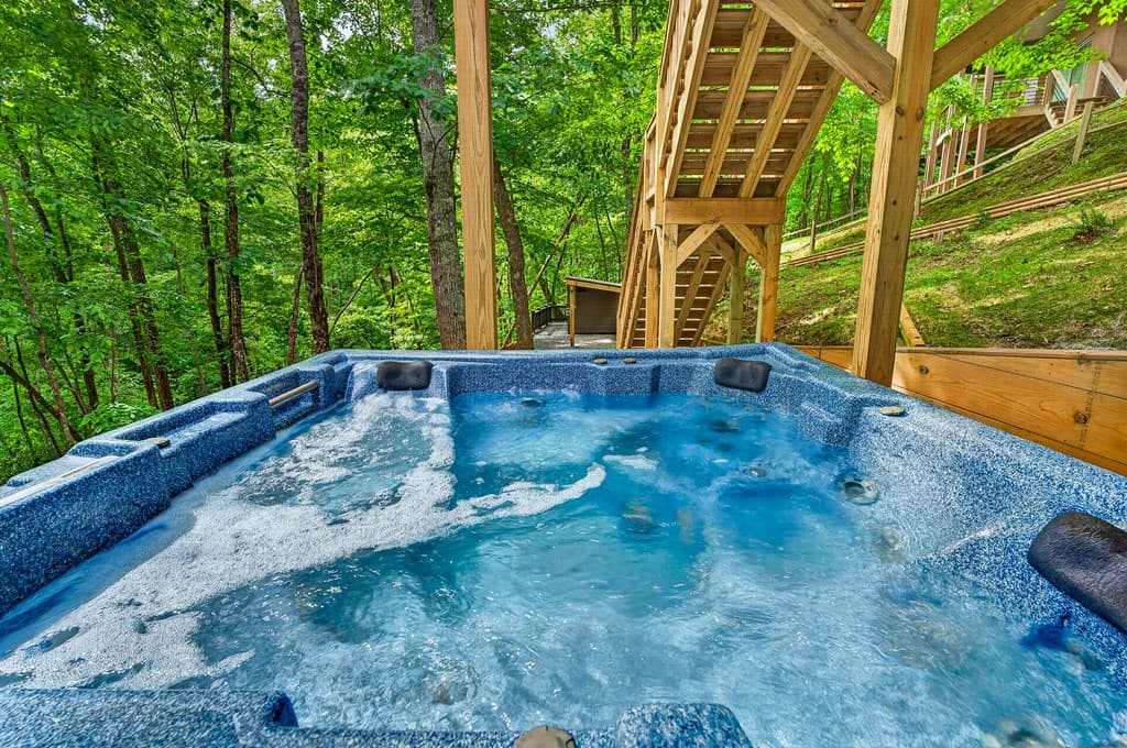 747 Mountain Oak Road, Ellijay GA 30540 - Photo