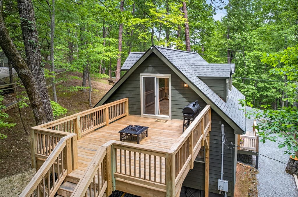 747 Mountain Oak Road, Ellijay GA 30540 - Photo