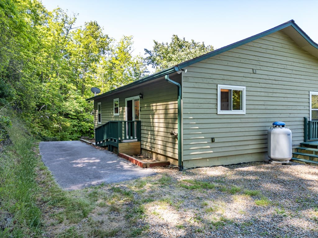 81 Trinity Drive, Murphy NC 28906 - Photo