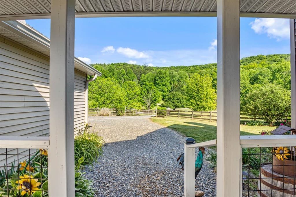 166 Richard Road, Blairsville GA 30512 - Photo