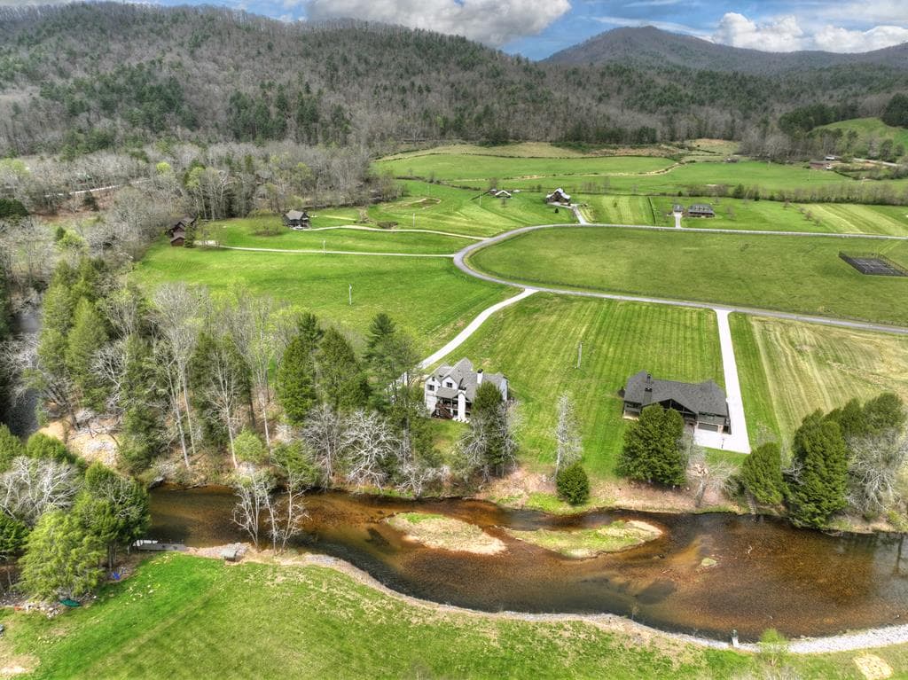 346 Woodeye Circle, Suches GA 30572 - Photo