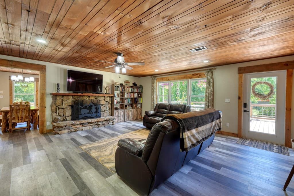4836 Owltown Road, Blairsville GA 30512 - Photo