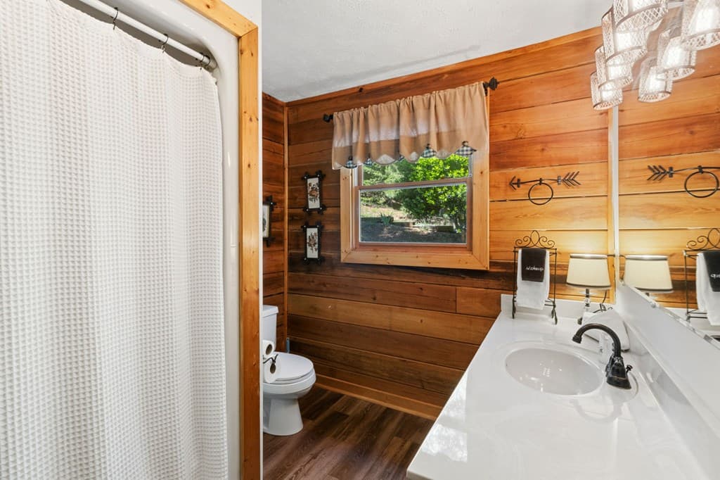 122 Zane Drive, Ellijay GA 30540 - Photo