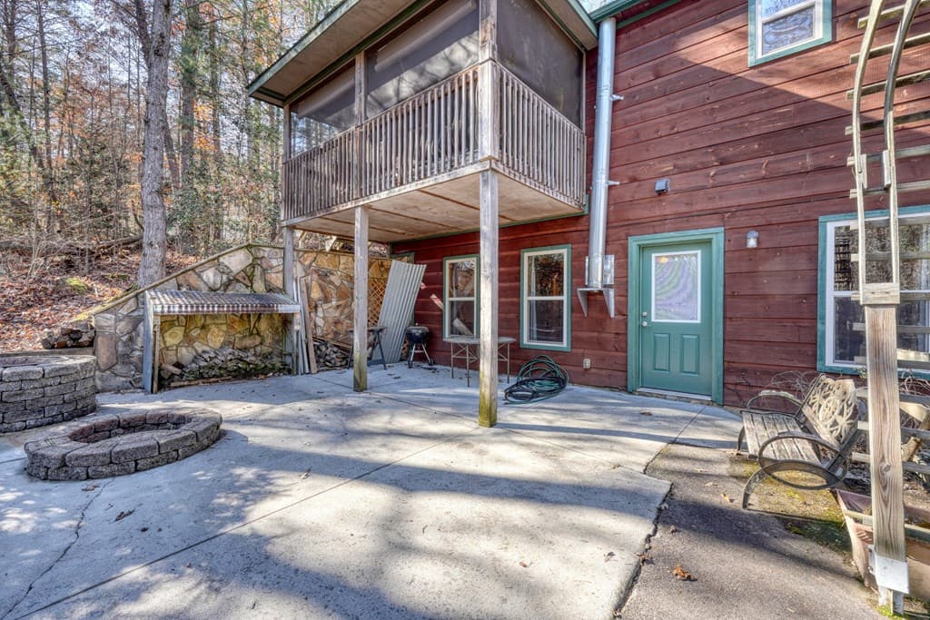 518 Rizzitello Lane, Blairsville GA 30512 - Photo