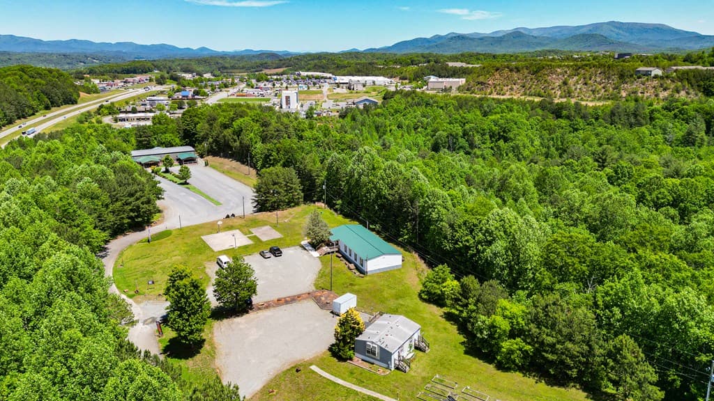7288 Highway 515 N, Ellijay GA 30536 - Photo