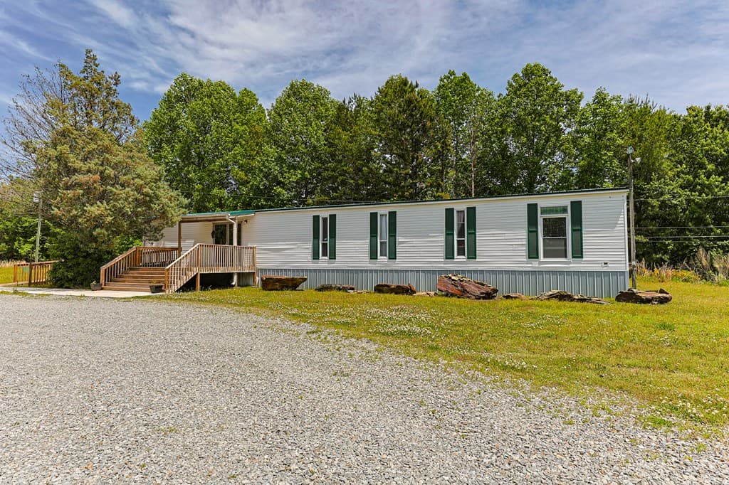 7288 Highway 515 N, Ellijay GA 30536 - Photo