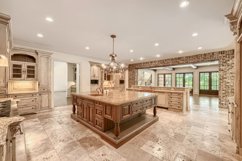 7965 Robin Road, Cumming GA 30041 - Photo