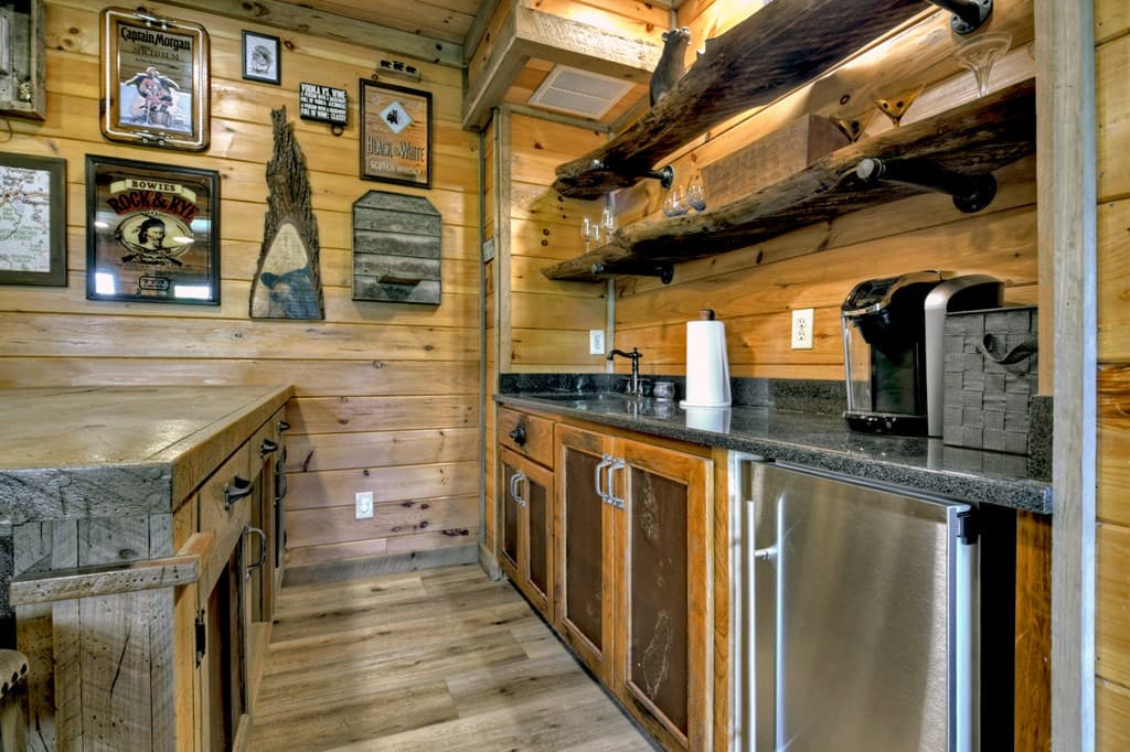 46 Cochise Road, Blue Ridge GA 30513 - Photo