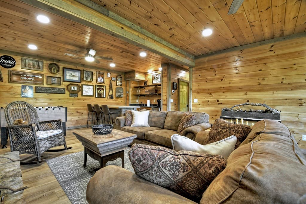 46 Cochise Road, Blue Ridge GA 30513 - Photo
