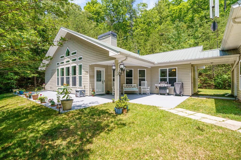 9121 Roy Road, Ellijay GA 30536 - Photo