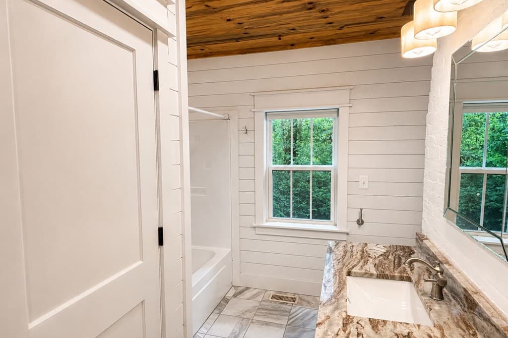 2087 Chatsworth Hwy, Ellijay GA 30540 - Photo