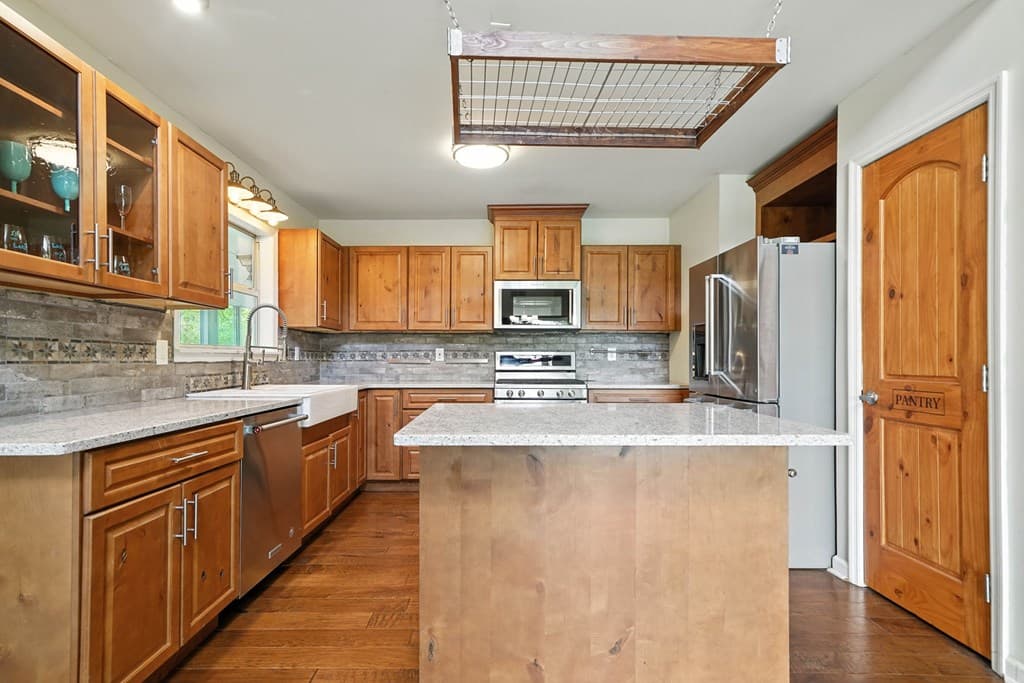 27 Twin Brook Drive, Blairsville GA 30512 - Photo