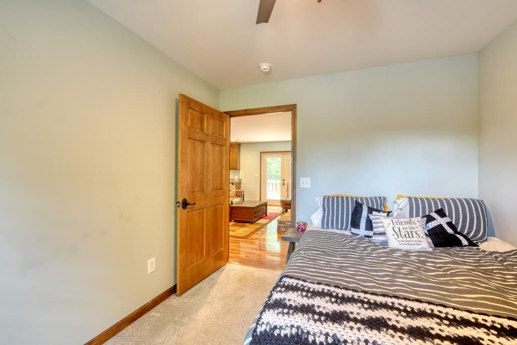 290 Butterball Boulevard, Murphy NC 28906 - Photo