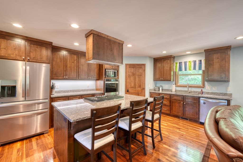 290 Butterball Boulevard, Murphy NC 28906 - Photo