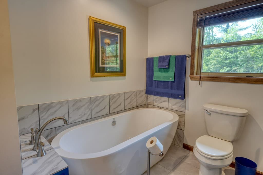 290 Butterball Boulevard, Murphy NC 28906 - Photo
