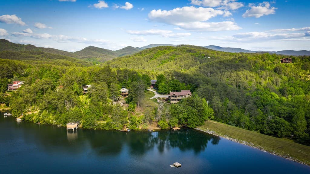 100 Lakeview Drive, Turtletown TN 37391 - Photo