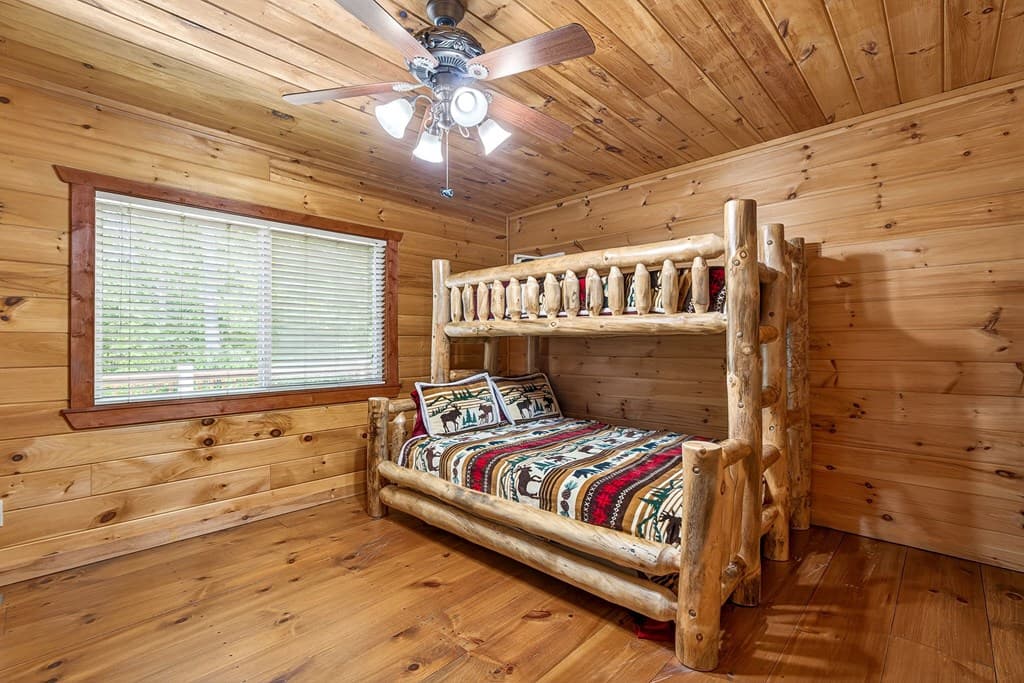 239 Reindeer Lane, Talking Rock GA 30175 - Photo
