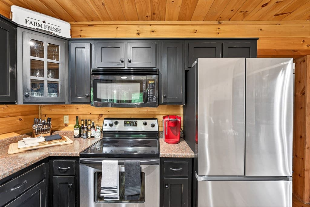 239 Reindeer Lane, Talking Rock GA 30175 - Photo