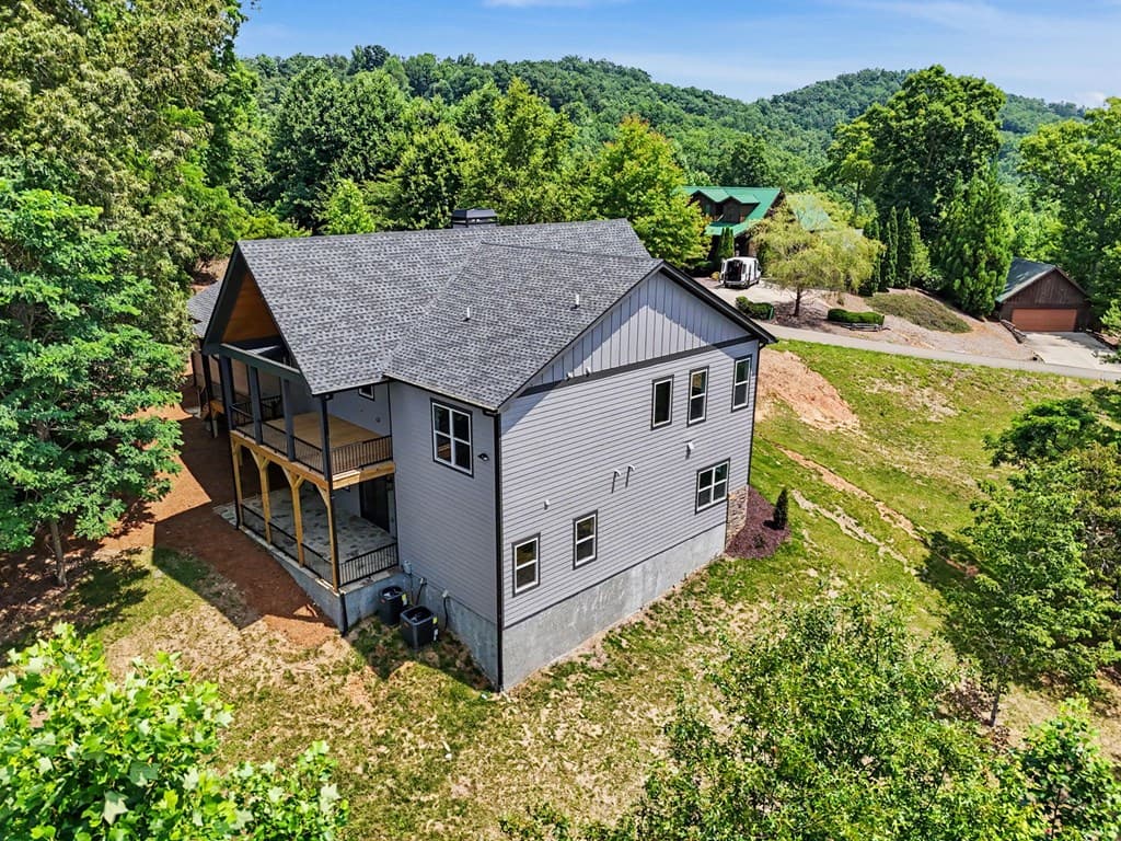 383 Rustic Barn Trail, Morganton GA 30560 - Photo