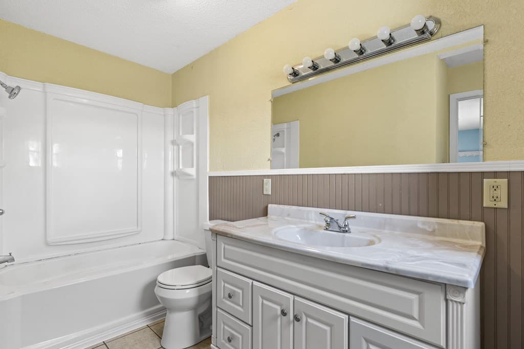 111 Briggs Street, Mccaysville GA 30555 - Photo
