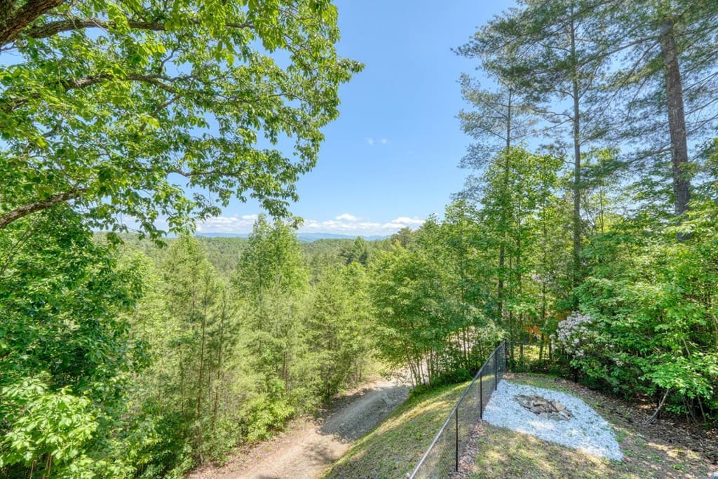 855 Smokey Hollow Drive, Murphy NC 28906 - Photo