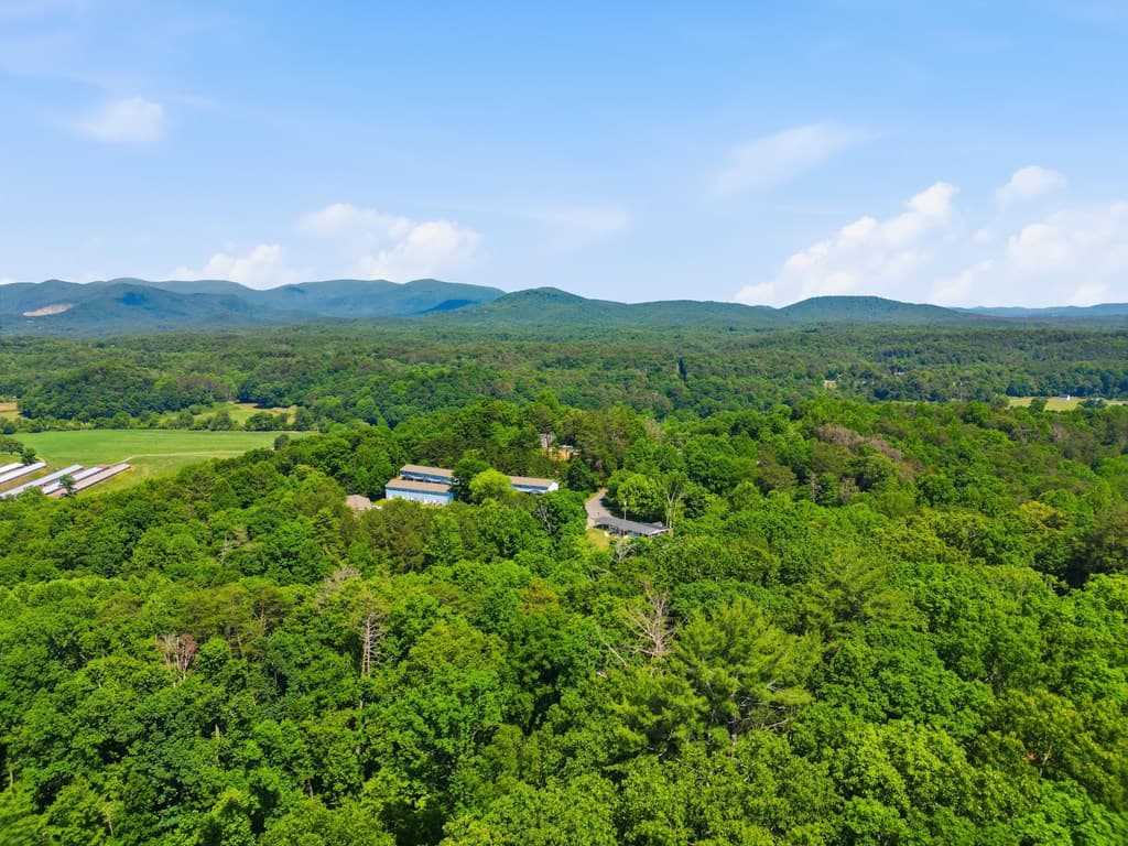 1110 Chatsworth Hwy, Ellijay GA 30540 - Photo