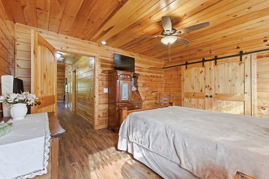 87 Laughing Waters Lane, Hayesville NC 28904 - Photo