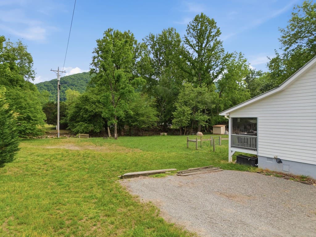 87 Laughing Waters Lane, Hayesville NC 28904 - Photo