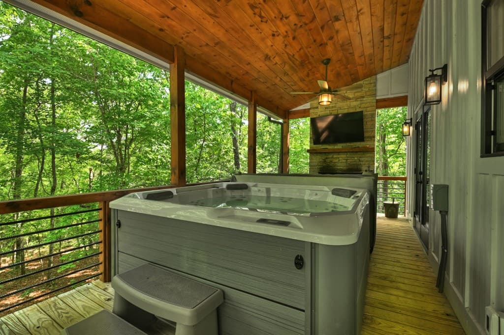 285 Pine Terrace Circle, Blue Ridge GA 30513 - Photo