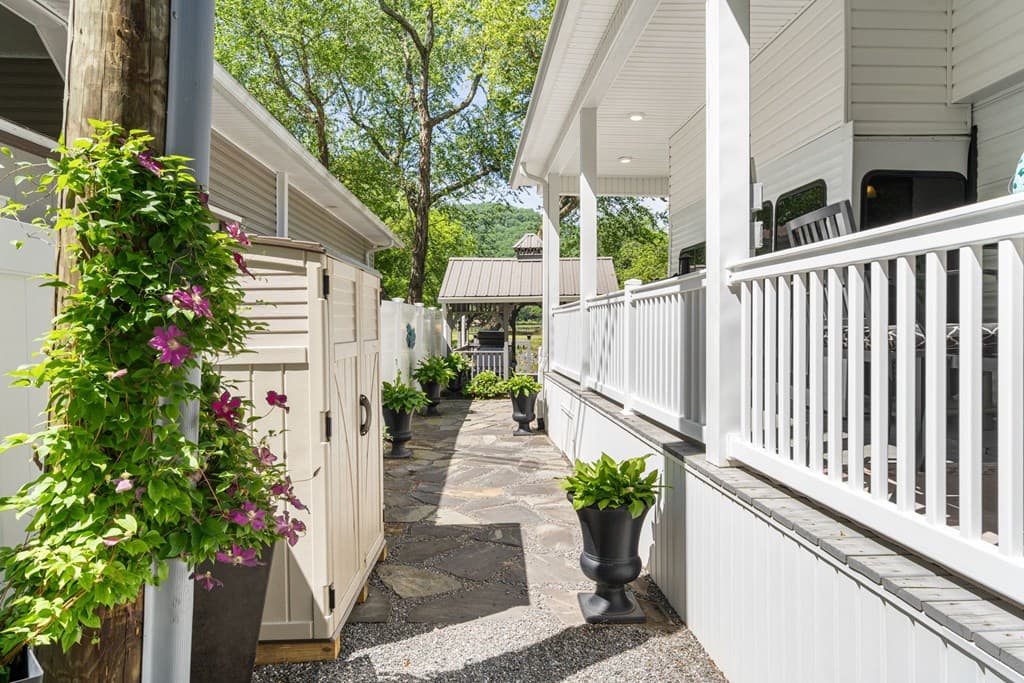 4179 Riverbank Run, Hiawassee GA 30546 - Photo