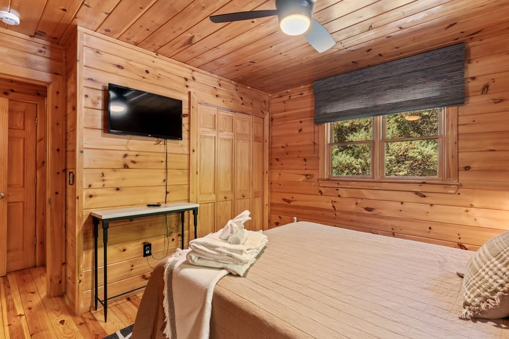 229 Old Mill Pond Road, Mineral Bluff GA 30559 - Photo