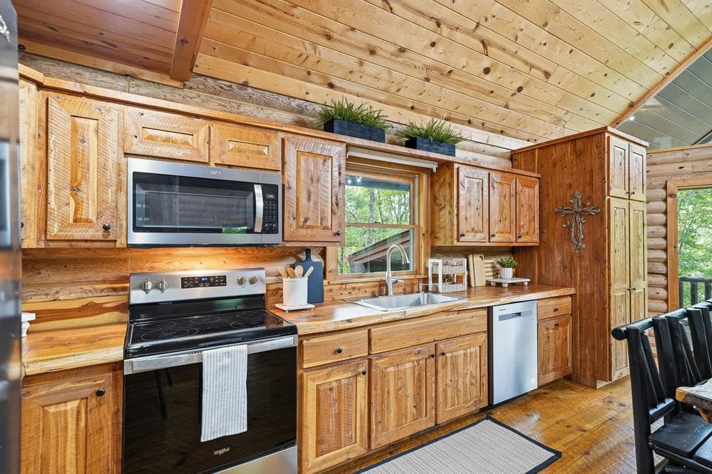 114 Arapaho Walk, Mineral Bluff GA 30559 - Photo