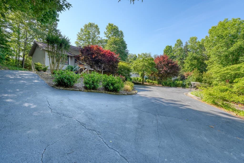 436 Long View Drive, Hiawassee GA 30546 - Photo